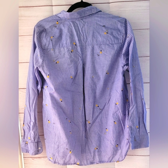 Nwot Old Navy ladies long sleeve button down size M - Picture 2 of 7